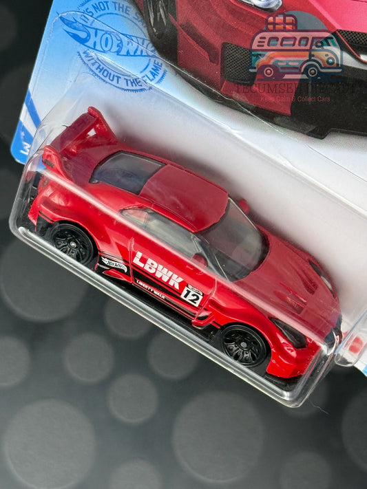 LB-Silhouette Works GT Nissan 35GT-RR Ver.2 (2nd colour - Red)