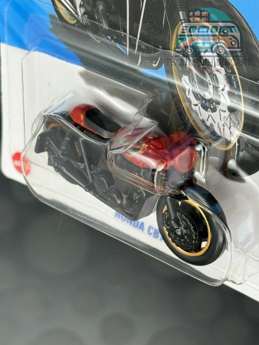 Honda CB750 Café (1st colour - Red)