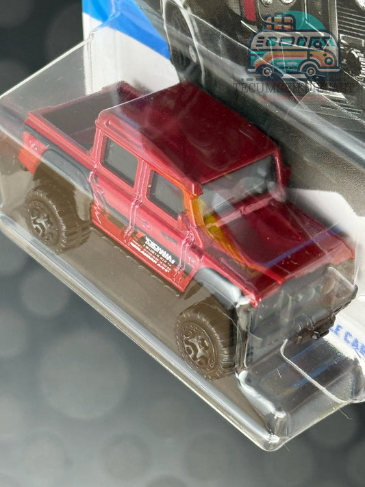 '15 Land Rover Defender Double Cab (1st colour - Red)