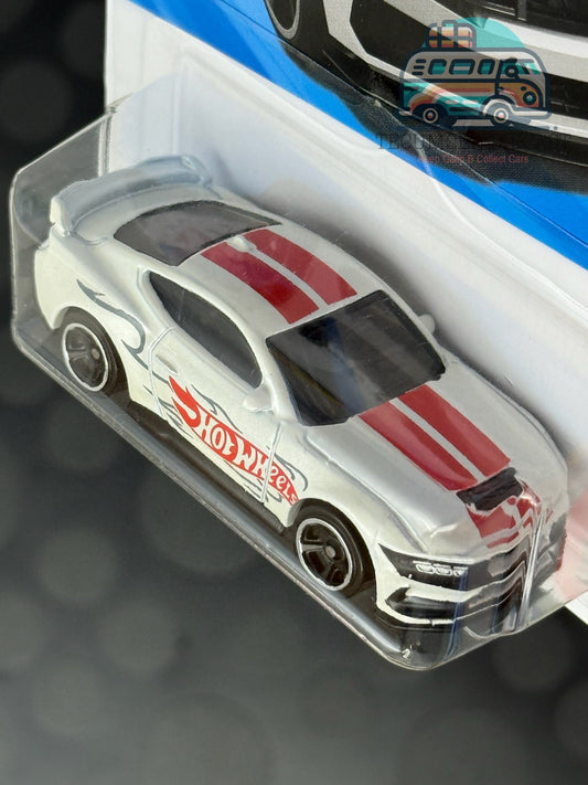 Ford Mustang Dark Horse