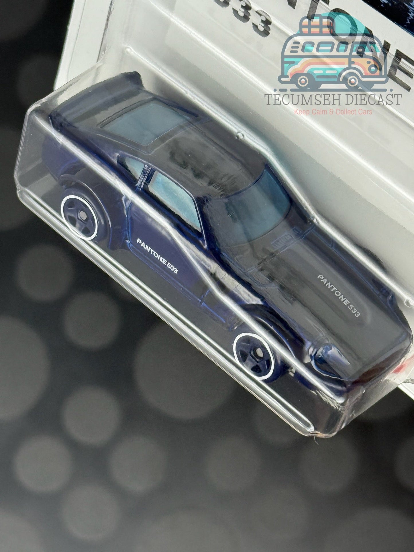 Nissan Fairlady Z (Pantone 1/6)