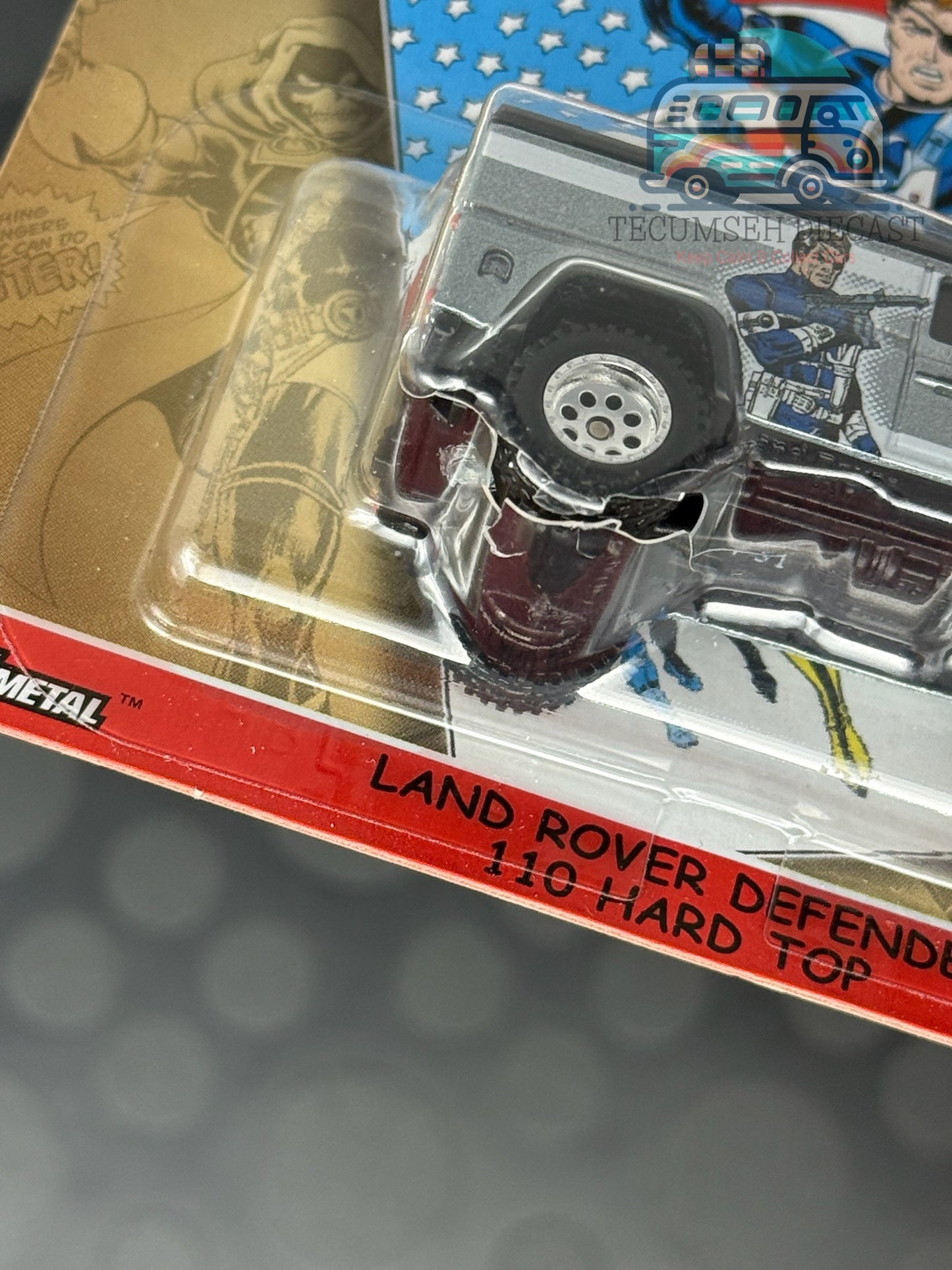 Land Rover Defender 110 Hardtop avec Nick Fury (Marvel 5/5)