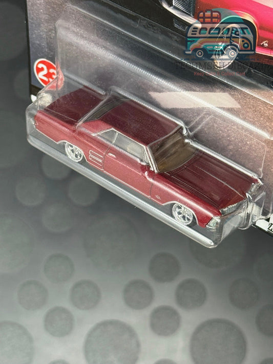 '64 Buick Riviera (Boulevard #23)