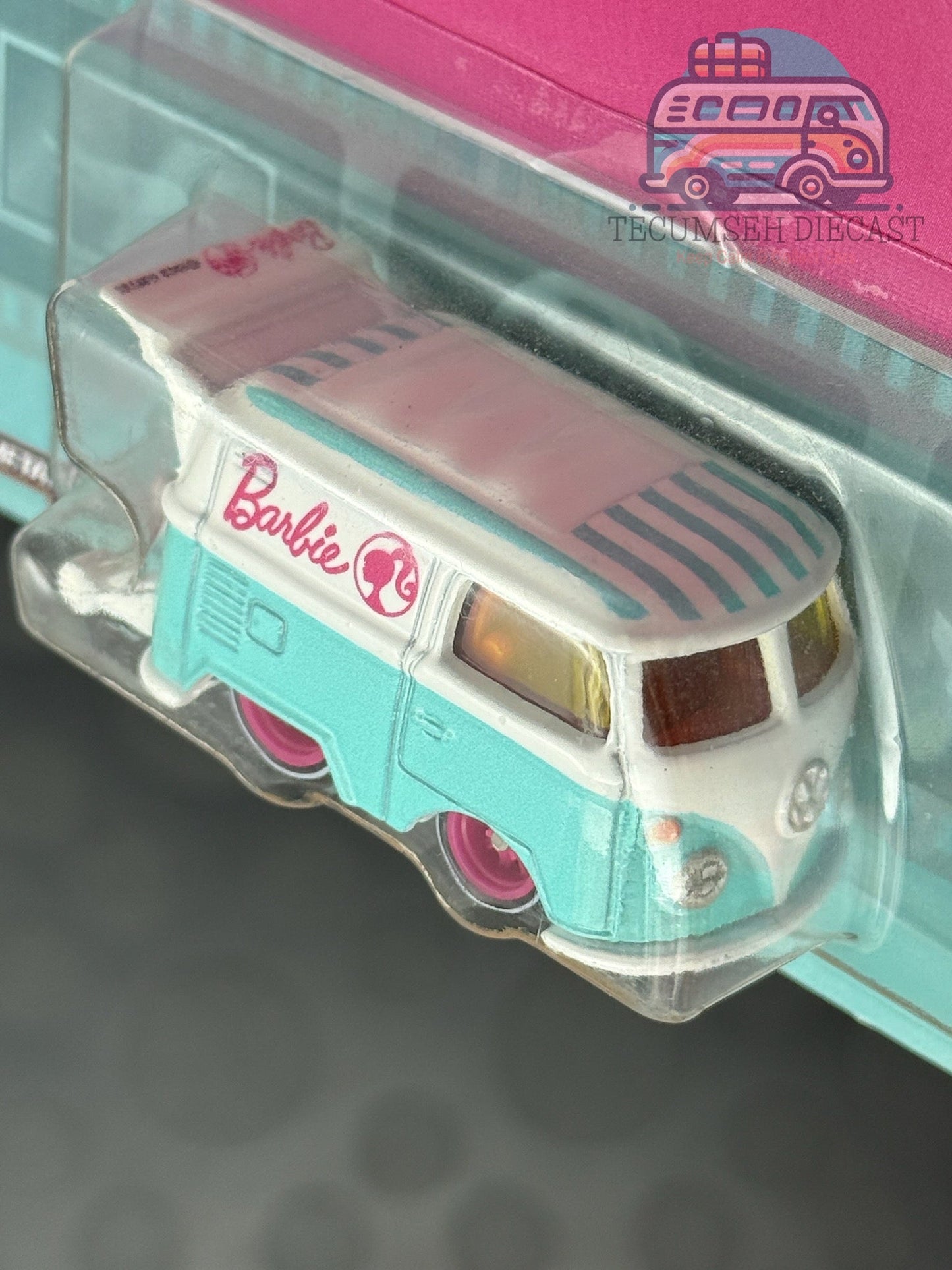 Kool Kombi ft Barbie