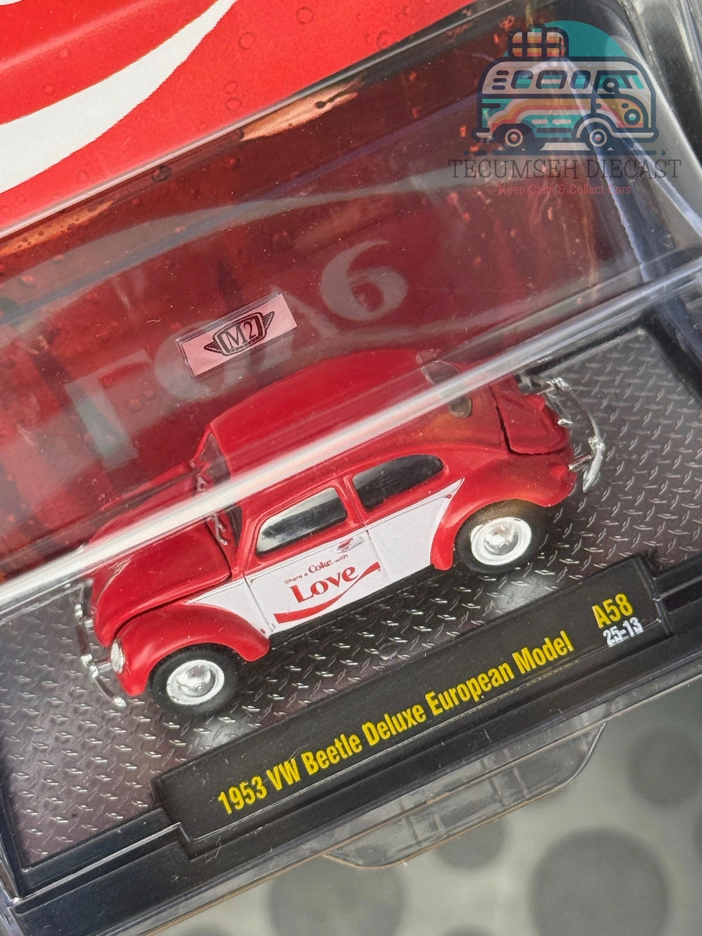VW Beetle Deluxe modèle européen 1953 - Partagez un Coca avec amour