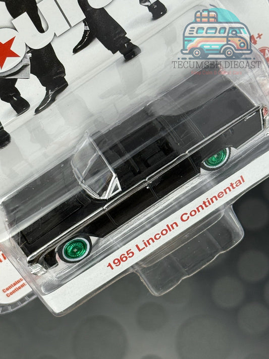 1965 Lincoln Continental - entourage [GREENIE]
