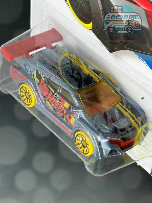 Loop Coupé [TH]