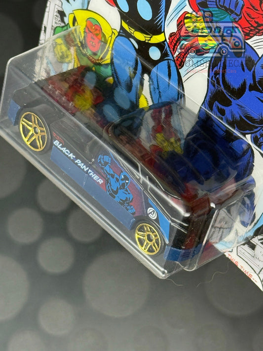 Qombee avec Black Panther