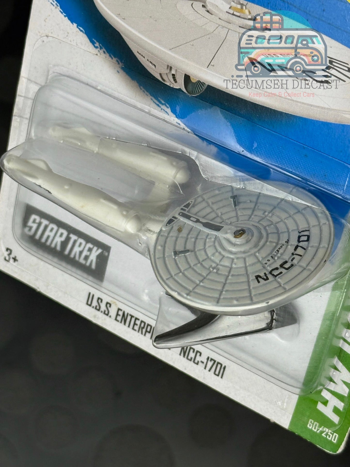 U.S.S. Enterprise NCC-1701 (1st colour - White)