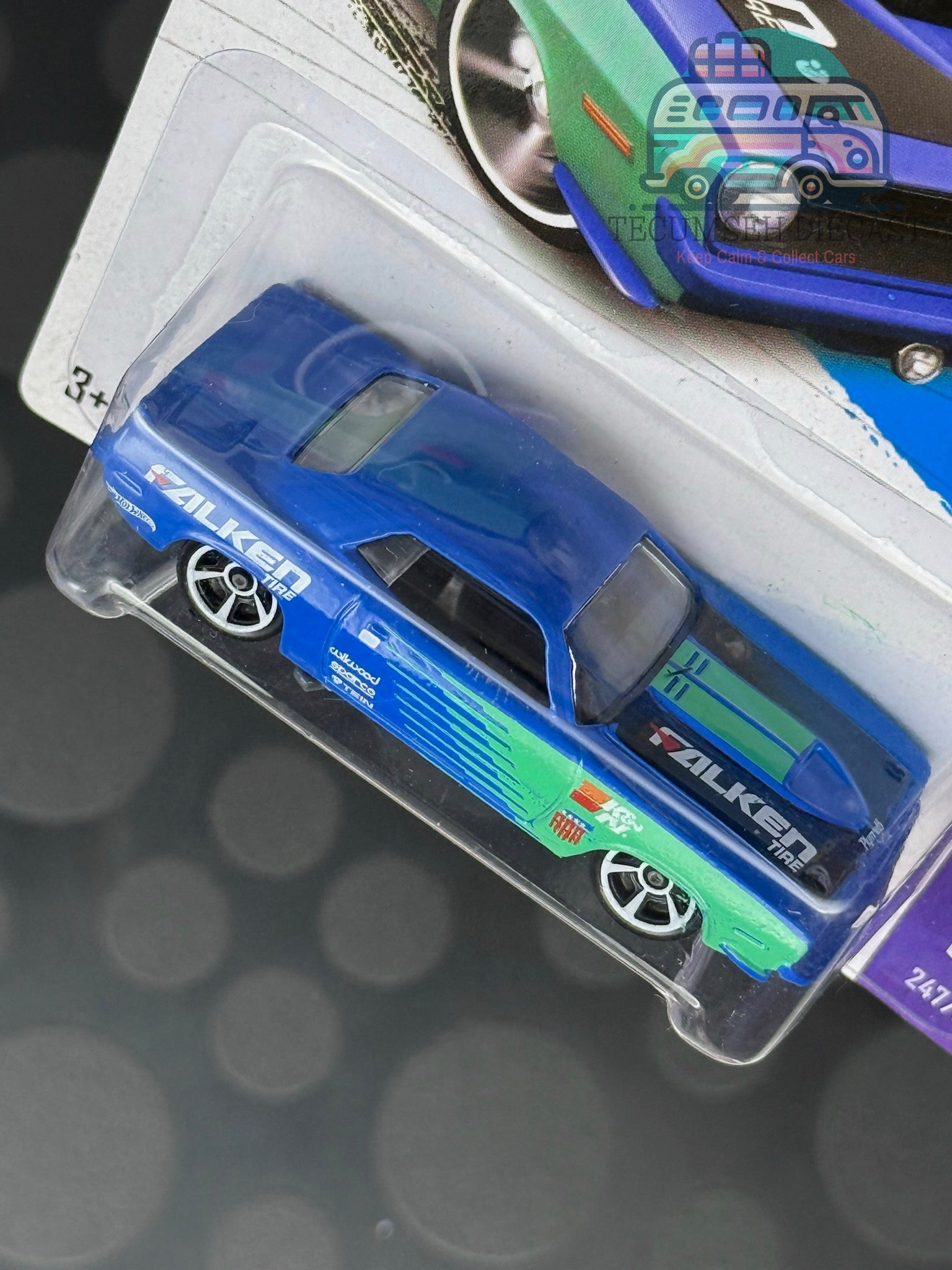 HWX1813