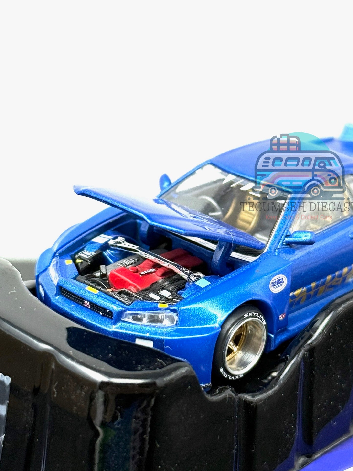 Nissan Skyline GT-R (R34) Shinjuku V2 Blue