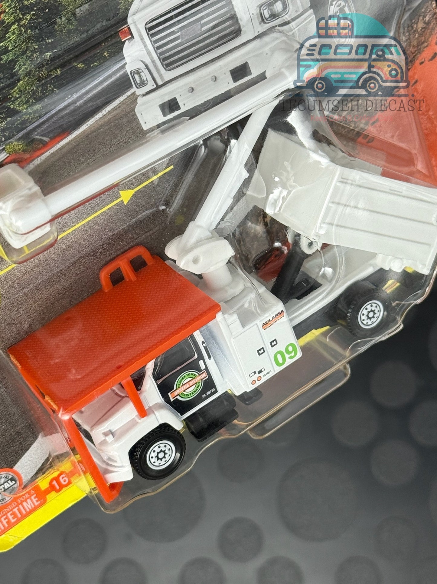 Camion d'élagage d'arbres GMC C8500 Topkick